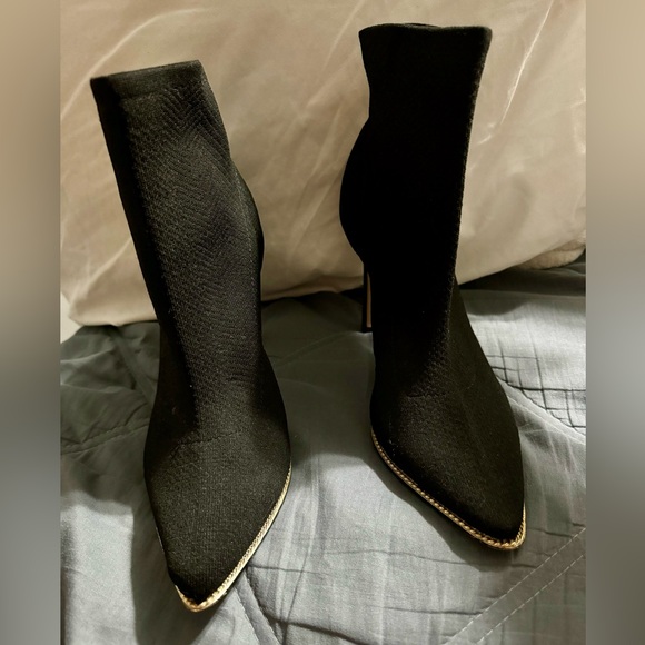 BCBG Women's Knit Sock Ankle Boots Pointed Toe Slip-on Stretch Booties Shoes - Picture 4 of 4